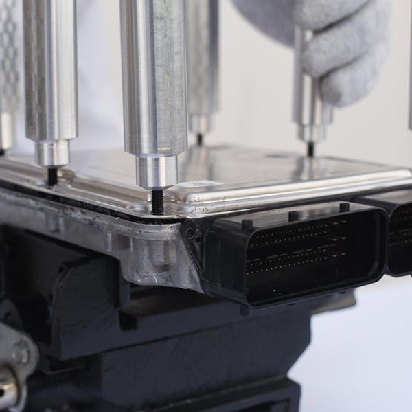 Extractor de la tapa de la ECU - Magic Motor Sport España