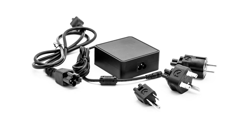 Fuente de alimentación conmutada para FLEX con enchufes - Magic Motor Sport España